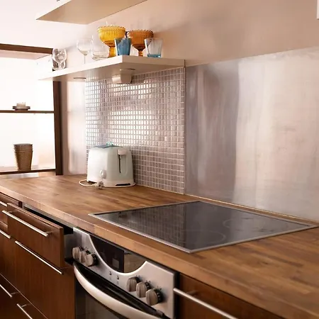 2ndhomes 1br Charming In Yrjoenkatu Ελσίνκι