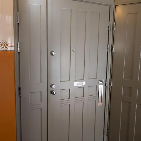 2ndhomes 1br Charming In Yrjoenkatu Διαμέρισμα